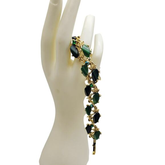 Green Thermoset Link Bracelet Rhinestone AB Gold Tone 7 1/2" L Vintage 1960s 70s - Picture 8 of 9